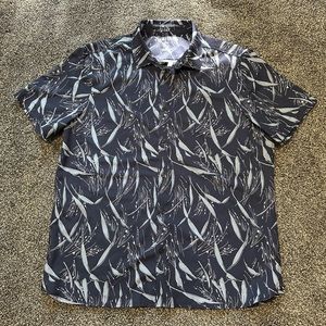 Perry Ellis floral short sleeved shirt